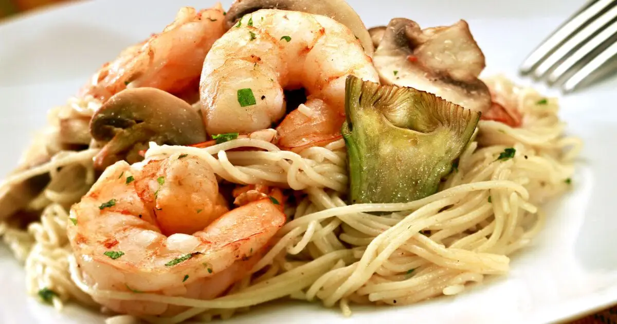 Seafood pasta - shrimp and mushrooms